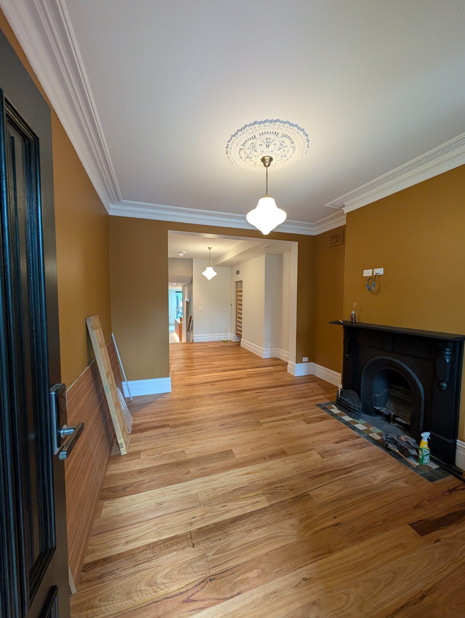After cleaning - 🏠 Living Room Revival in Cronulla, Sydney
