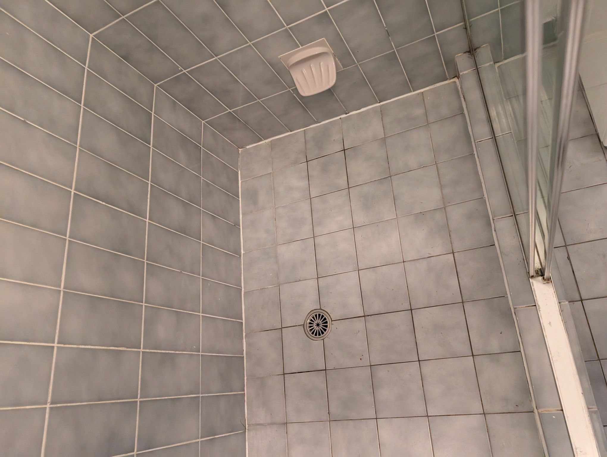 🧼 Bathroom Deep Clean - After cleaning